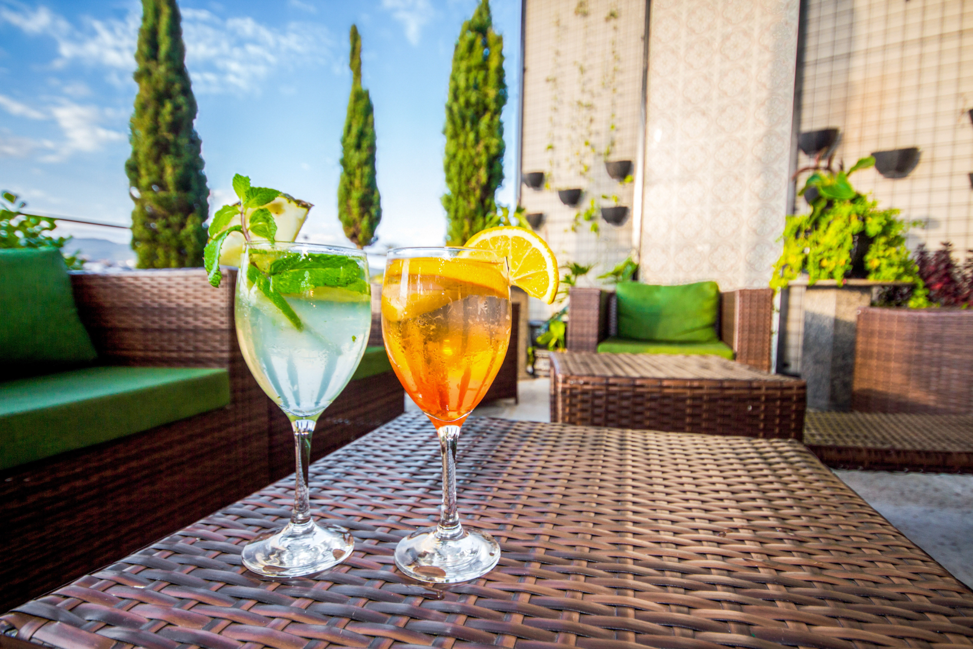 Drinks servidos no bar do Golden Park